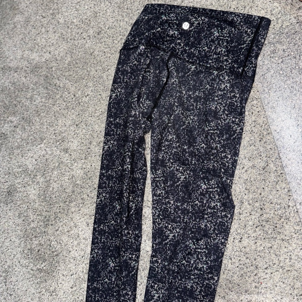 lululemon athletica Black & Heathered Gray Leggings